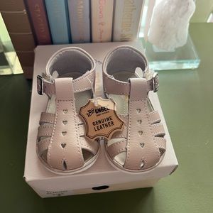 NIB Angel leather sandals
